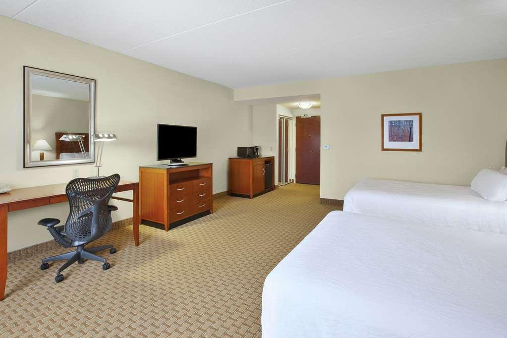 Hilton Garden Inn Clarksburg Kamer foto