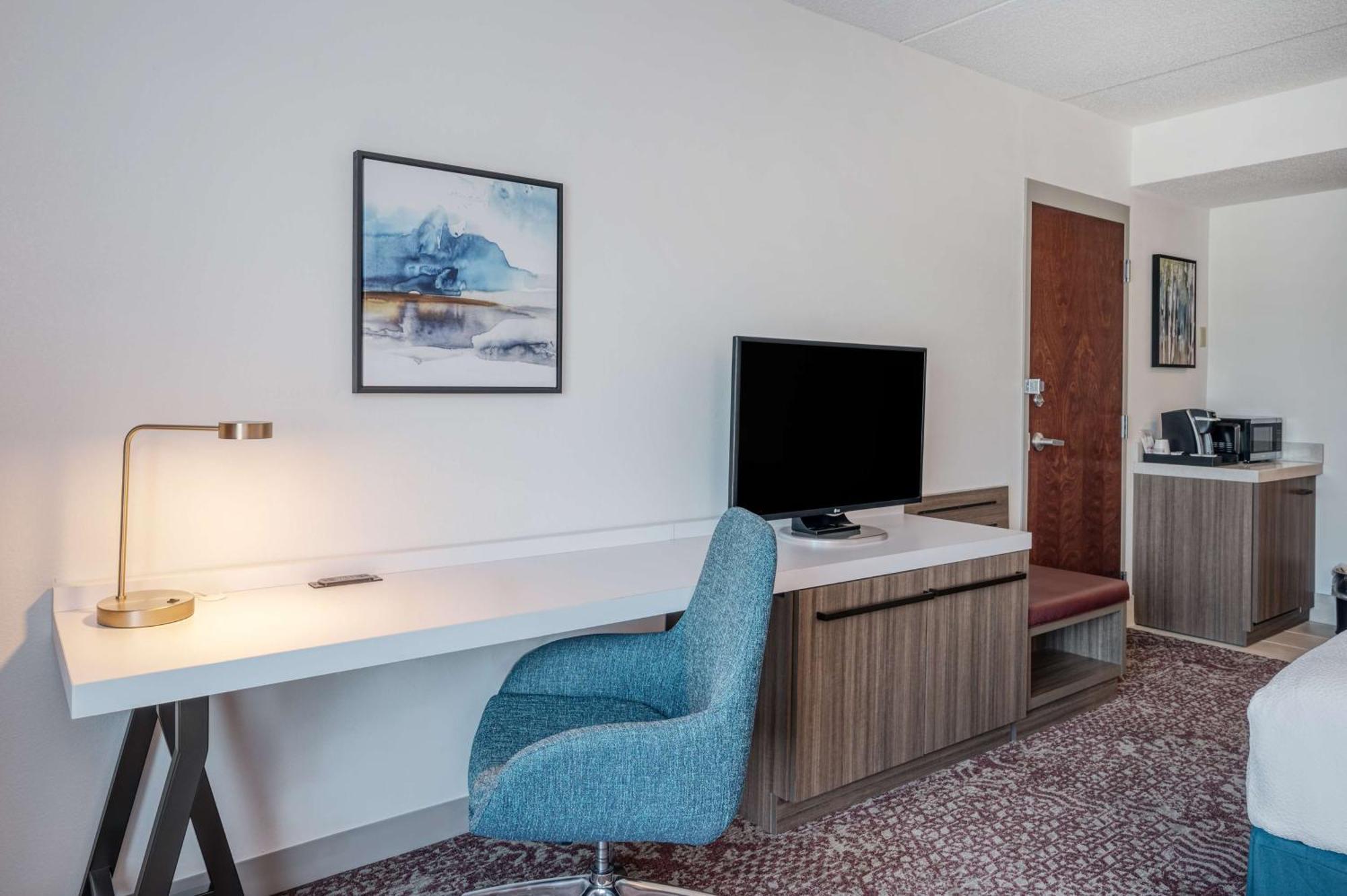 Hilton Garden Inn Clarksburg Buitenkant foto